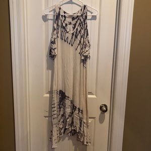 Cold shoulder midi dress!